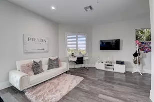 921 Osceola Dr, Boca Raton, FL 33432 - Photo 38