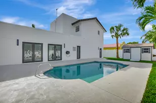 237 NW 7th St, Boca Raton, FL 33432 - Photo 50