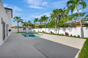 237 NW 7th St, Boca Raton, FL 33432 - Photo 48