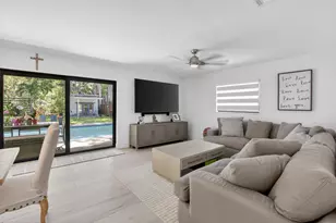 658 NW 7th Ave, Boca Raton, FL 33486 - Photo 18