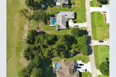5203 Indian Bend Lane, Fort Pierce, FL 34951 - Photo 14