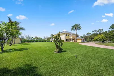 17948 N 33rd Rd Road N, The Acreage, FL 33470 - Photo 12