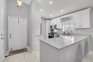8130 Springtree Rd, Boca Raton, FL 33496 - Photo 14