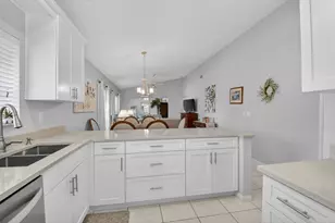8130 Springtree Rd, Boca Raton, FL 33496 - Photo 12