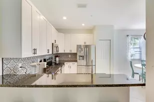 123 E Thatch Palm Cir, Jupiter, FL 33458 - Photo 8
