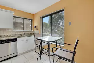 5715 Fairway Park Dr, Boynton Beach, FL 33437 - Photo 4