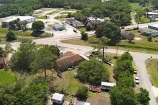 902 Angle Rd, Fort Pierce, FL 34947 - Photo 10