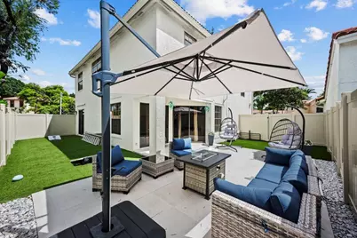 1779 Harborside Circle, Wellington, FL 33414 - Photo 2