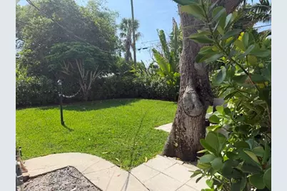 211 Princeton Drive, Lake Worth Beach, FL 33460 - Photo 20