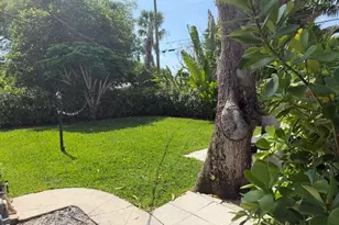 211 Princeton Dr, Lake Worth Beach, FL 33460 - Photo 20