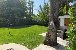 211 Princeton Dr, Lake Worth Beach, FL 33460 - Photo 22
