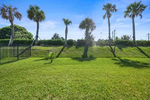 8588 Dahlia Cir, Port Saint Lucie, FL 34986 - Photo 38