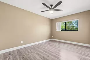4585 Holly Lake Dr, Lake Worth, FL 33463 - Photo 28