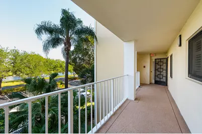 7290 Kinghurst Drive #301, Delray Beach, FL 33446 - Photo 14