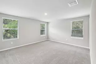 423 Salisbury Cir, Fort Pierce, FL 34982 - Photo 12