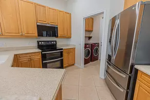 208 SW Whitewood Dr, Port Saint Lucie, FL 34953 - Photo 8