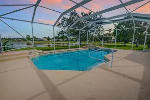 208 SW Whitewood Dr, Port Saint Lucie, FL 34953 - Photo 2
