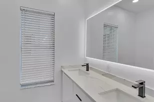 3420 Washington Ln, Cooper City, FL 33026 - Photo 20