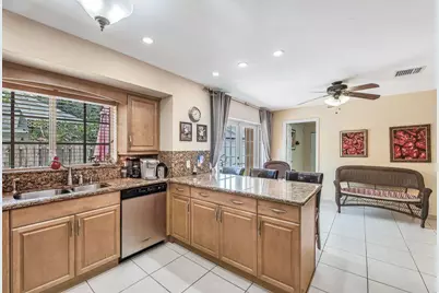 4957 SW 94th Terrace, Cooper City, FL 33328 - Photo 12