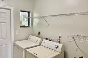 101 NE 28th St, Boca Raton, FL 33431 - Photo 16