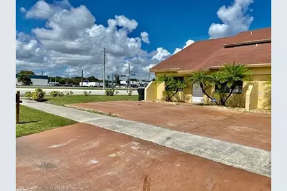101 NE 28th Street, Boca Raton, FL 33431 - Photo 2