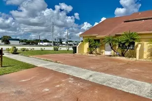 101 NE 28th St, Boca Raton, FL 33431 - Photo 2