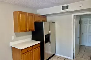 101 NE 28th St, Boca Raton, FL 33431 - Photo 14