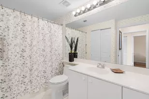 7735 Yardley Dr, Tamarac, FL 33321 - Photo 10