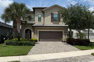 4651 E Pinehurst Trl Trail E, Oakland Park, FL 33309 - Photo 1