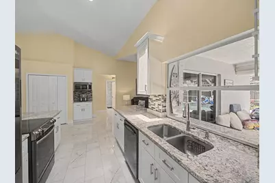 2373 SW Santana Avenue, Port Saint Lucie, FL 34953 - Photo 10