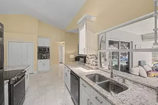 2373 SW Santana Ave, Port Saint Lucie, FL 34953 - Photo 10
