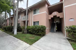 3211 Sabal Palm Manor, Davie, FL 33024 - Photo 1