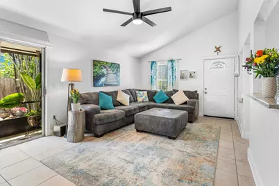 9108 Chrysanthemum Drive, Boynton Beach, FL 33472 - Photo 4