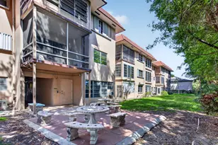 3930 Crystal Lake Dr, Deerfield Beach, FL 33064 - Photo 8