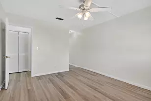 3930 Crystal Lake Dr, Deerfield Beach, FL 33064 - Photo 12