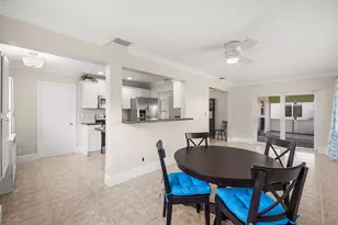 2105 SW 14th Pl, Boynton Beach, FL 33426 - Photo 12