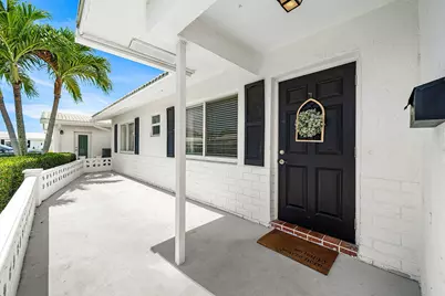 2105 SW 14th Place, Boynton Beach, FL 33426 - Photo 2