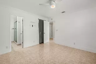 2105 SW 14th Pl, Boynton Beach, FL 33426 - Photo 18
