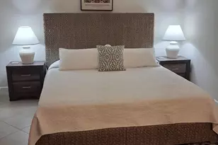825 Club Dr Dr, Palm Beach Gardens, FL 33418 - Photo 6