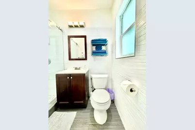 630 NE 17th Way, Fort Lauderdale, FL 33304 - Photo 22