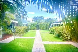 630 NE 17th Way, Fort Lauderdale, FL 33304 - Photo 2