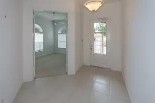 4705 Dovehill Dr, Palm Beach Gardens, FL 33418 - Photo 4