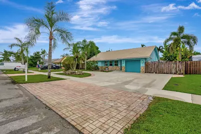 1402 Cormorant Road, Delray Beach, FL 33444 - Photo 32