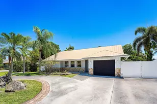 1402 Cormorant Rd, Delray Beach, FL 33444 - Photo 2