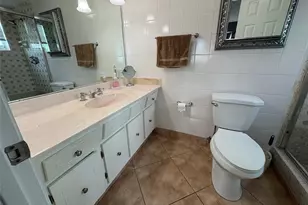 4401 NW 41st St, Lauderdale Lakes, FL 33319 - Photo 12