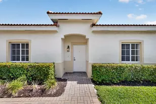 2344 Windjammer Way, West Palm Beach, FL 33411 - Photo 2