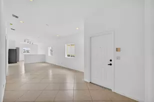 2344 Windjammer Way, West Palm Beach, FL 33411 - Photo 4