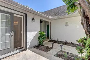 6660 Canary Palm Cir, Boca Raton, FL 33433 - Photo 8