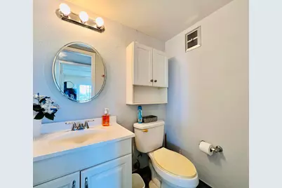 57 Chatham C, West Palm Beach, FL 33417 - Photo 10