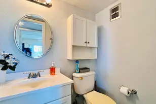 57 Chatham C, West Palm Beach, FL 33417 - Photo 10